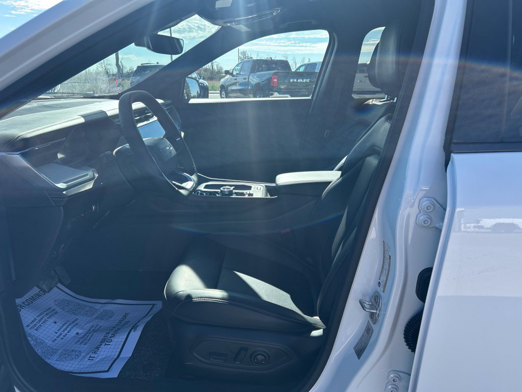 New 2026 Jeep Cherokee Limited AWD/4WD image 10