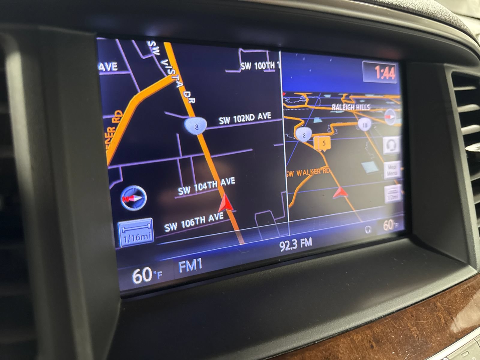 Used 2013 INFINITI JX35 AWD w/ Premium Pkg image 22