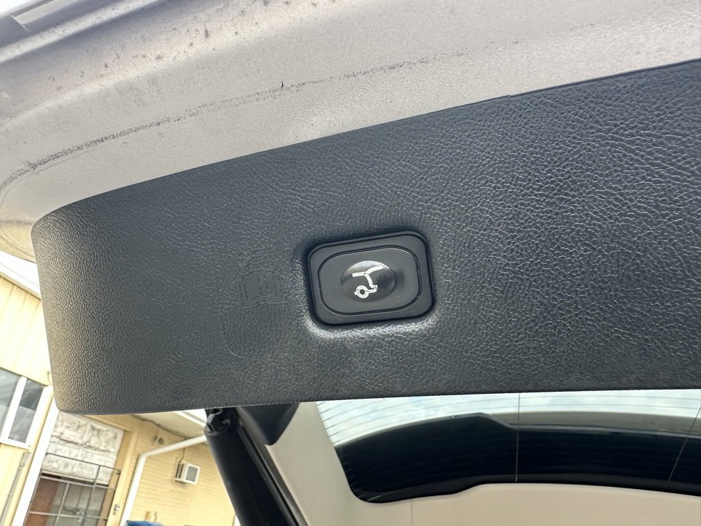 Used 2021 Lincoln Nautilus FWD w/ Equipment Group 101A image 33