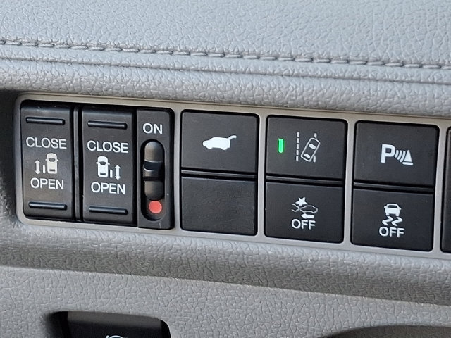 Used 2018 Honda Odyssey Elite image 30