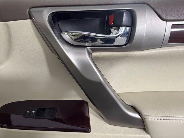 Used 2014 Lexus GX 460 w/ Premium Package image 36