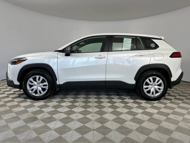 Used 2022 Toyota Corolla Cross L AWD/4WD image 10