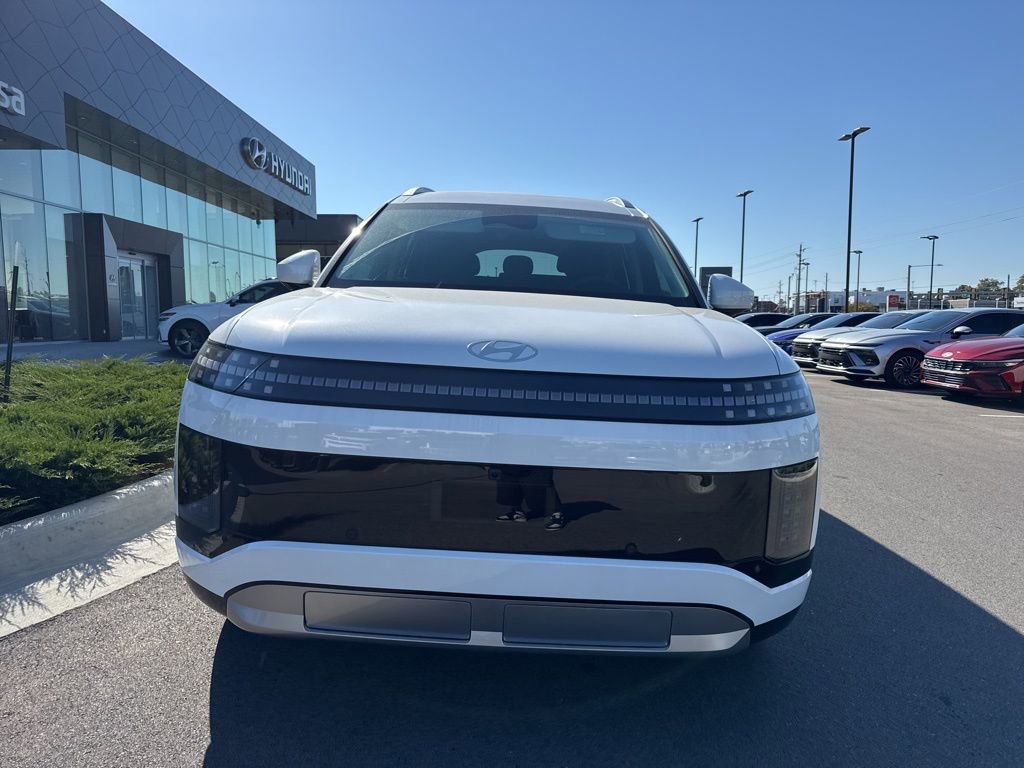 New 2026 Hyundai Ioniq 9 SEL image 2