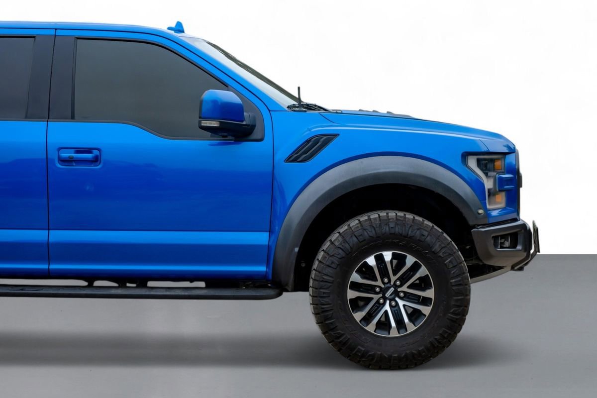 Used 2019 Ford F150 Raptor w/ Equipment Group 802A Luxury AWD/4WD image 7