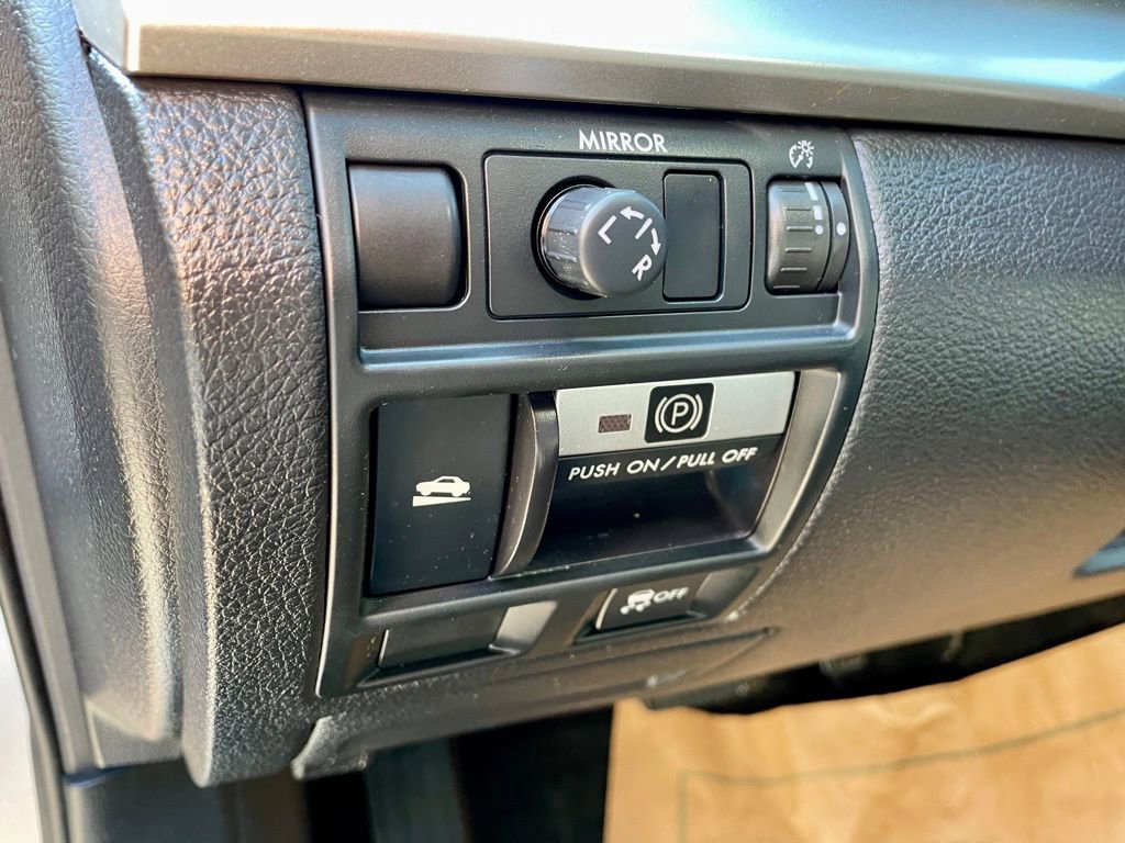 Used 2013 Subaru Outback 2.5i Premium image 23