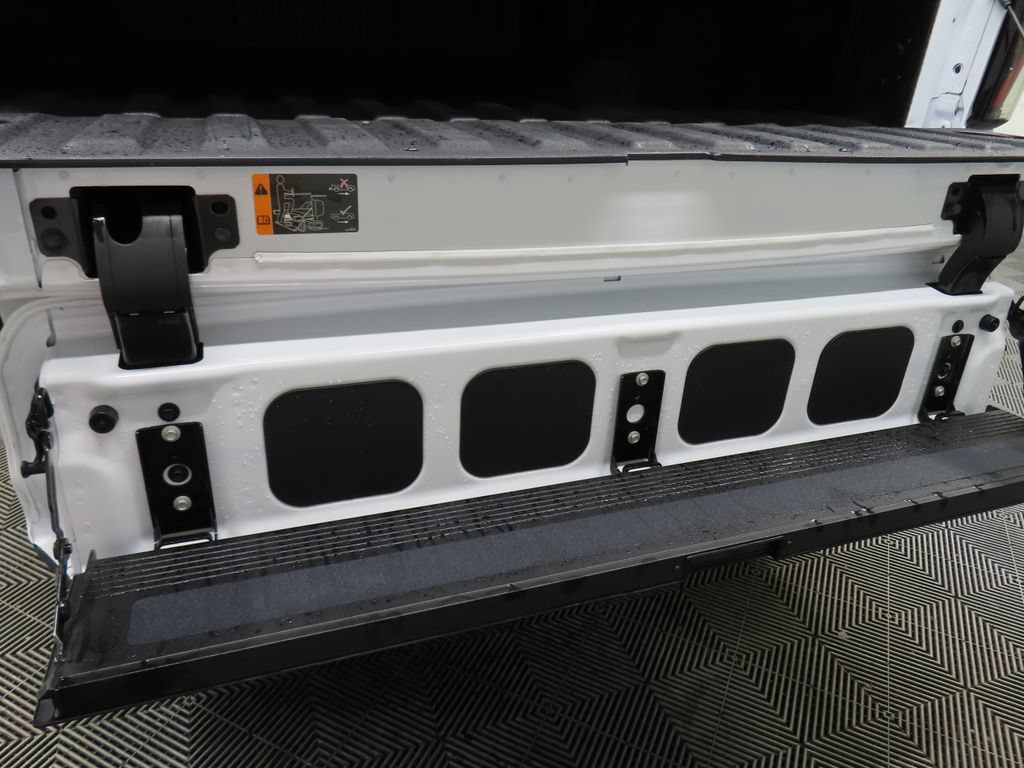 Used 2026 GMC Sierra 2500 AT4 w/ AT4 Premium Plus Package AWD/4WD image 49