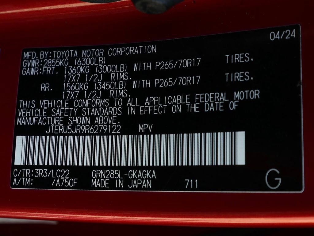 Used 2024 Toyota 4Runner TRD Off-Road Premium image 33