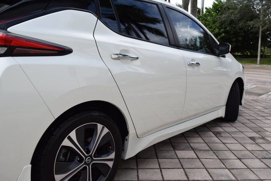 Used 2022 Nissan Leaf SV image 24