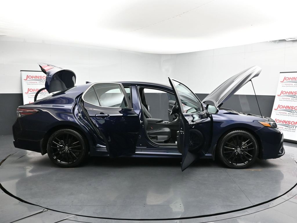 Used 2021 Toyota Camry SE image 43