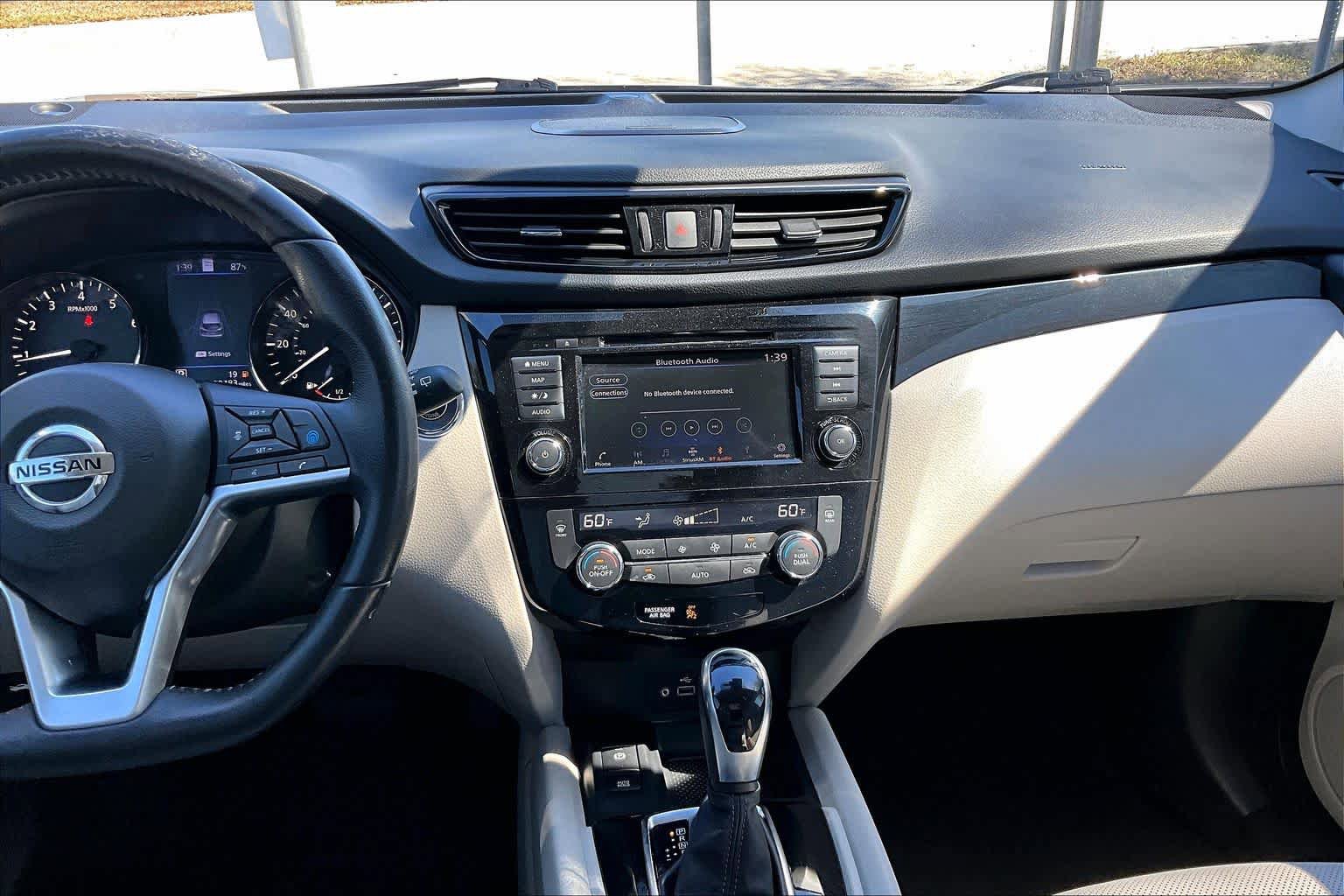 Used 2021 Nissan Rogue Sport SL w/ Premium Package image 7
