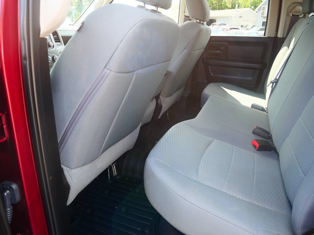 Used 2019 RAM 1500 Express AWD/4WD image 21