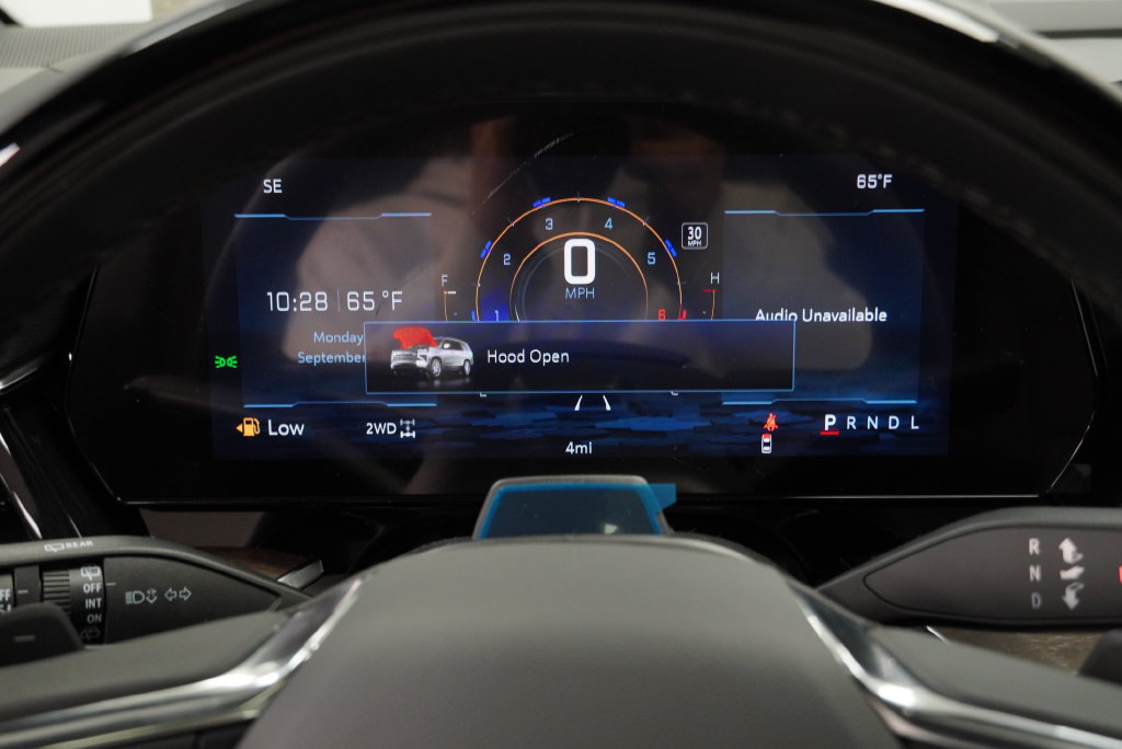 New 2026 Chevrolet Suburban High Country AWD/4WD image 16