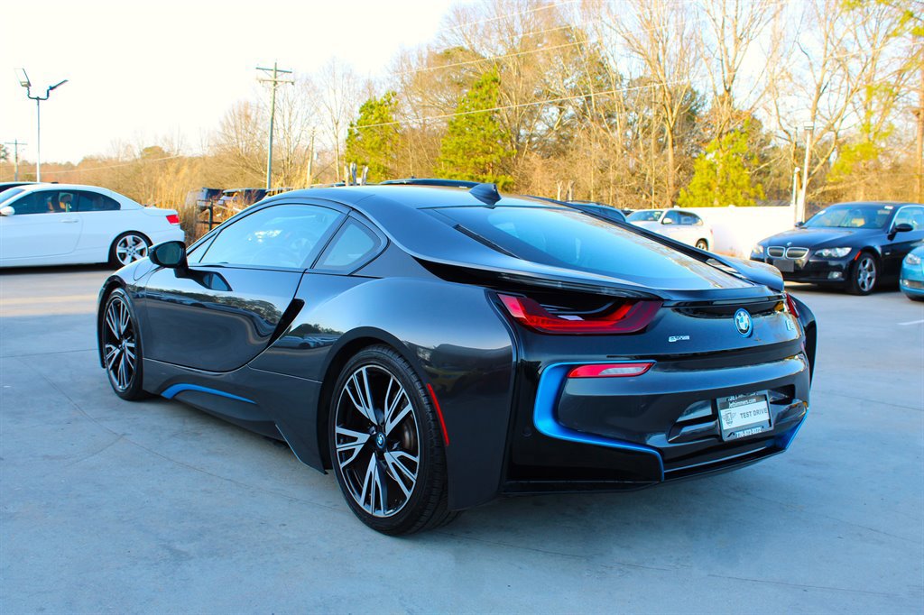 Used 2015 BMW i8 image 7
