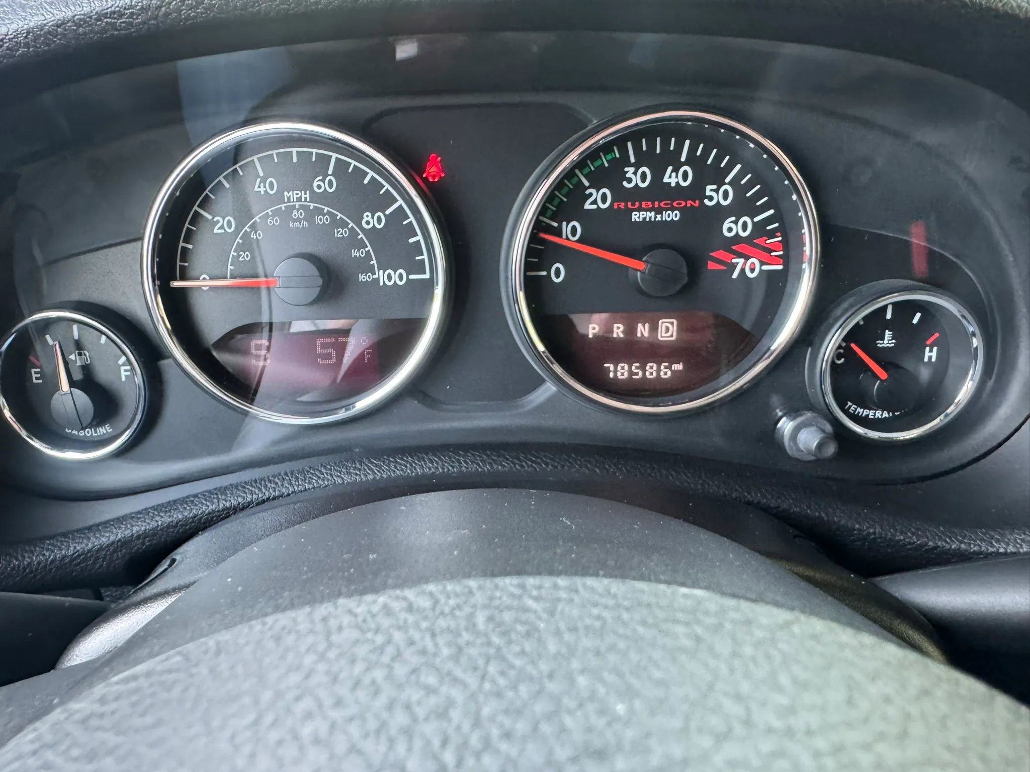 Used 2016 Jeep Wrangler Unlimited Rubicon image 37