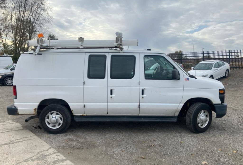 Used 2012 Ford E-350 and Econoline 350 Super Duty w/ PWR Group image 4