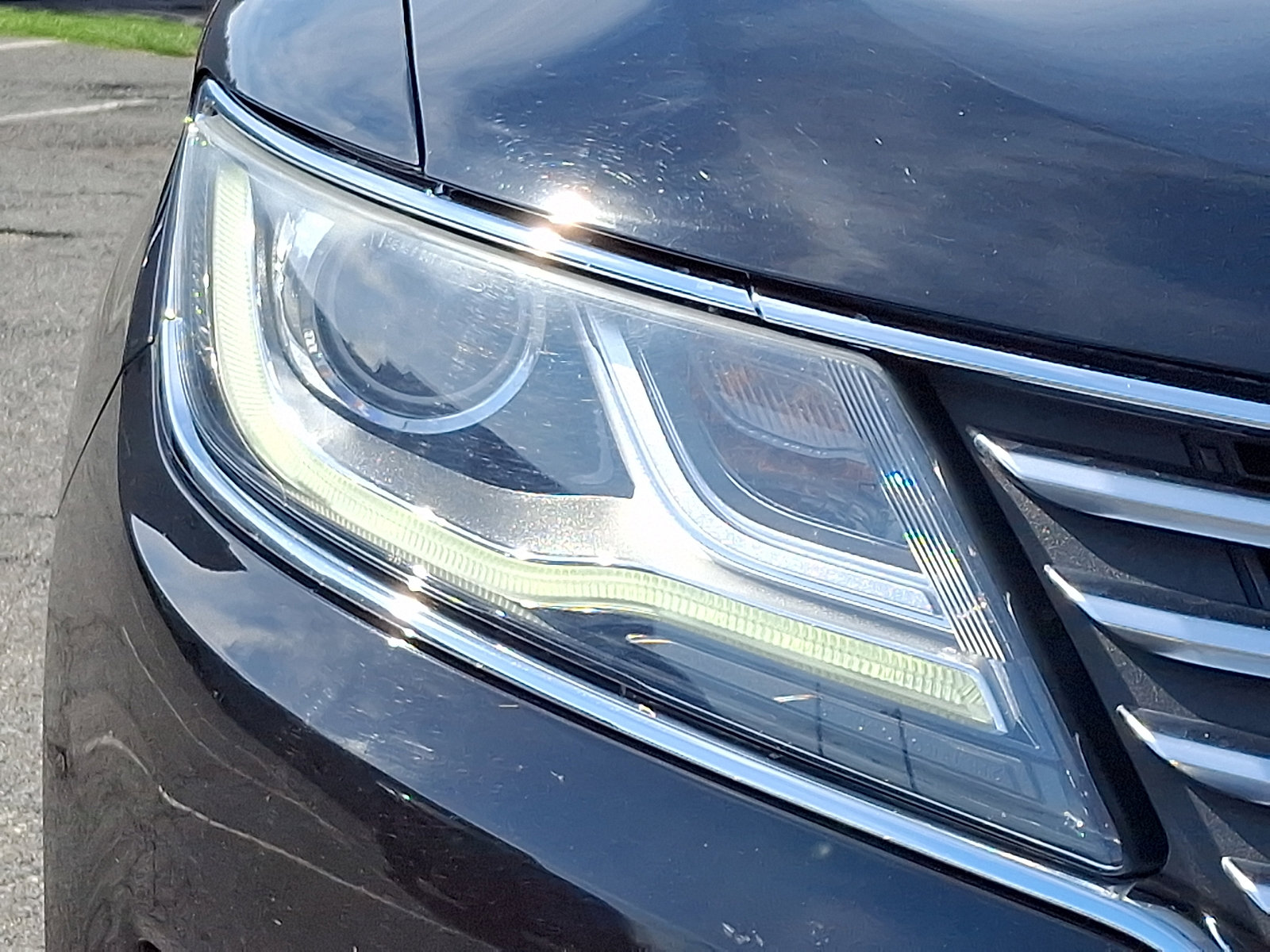 Used 2018 Lincoln MKC Premiere image 9