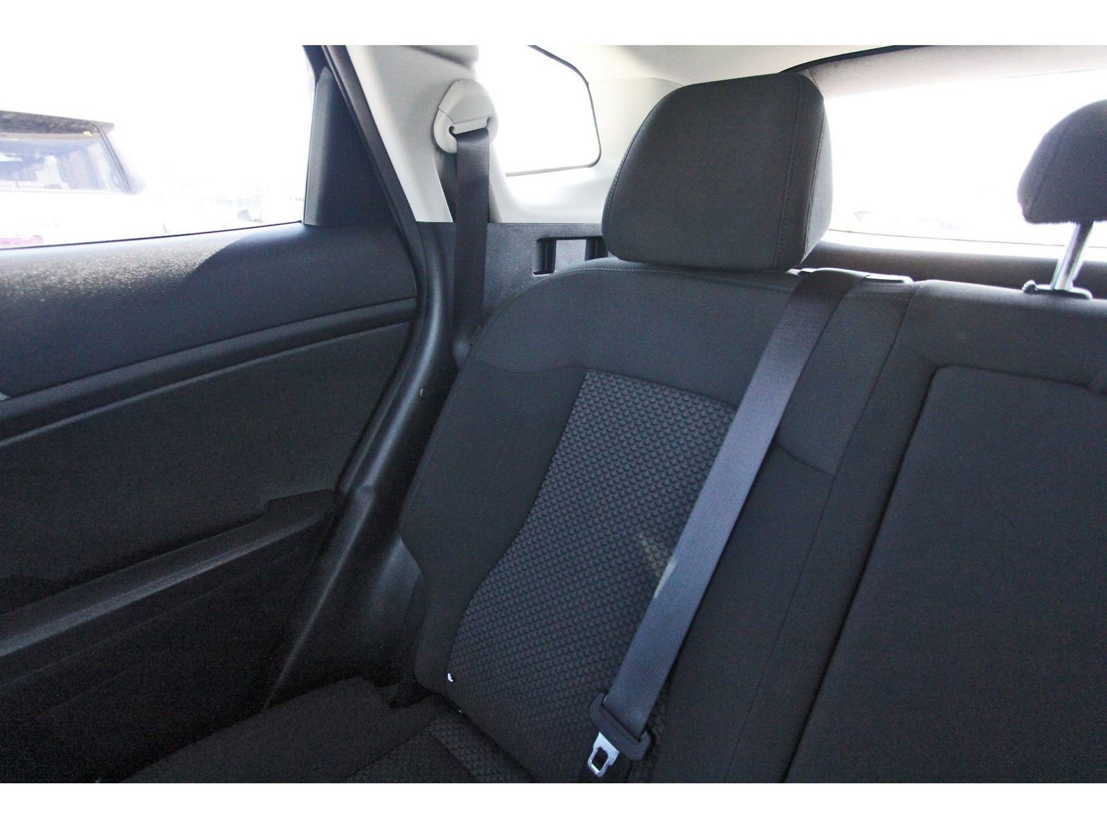 Used 2024 Kia Sportage LX image 14