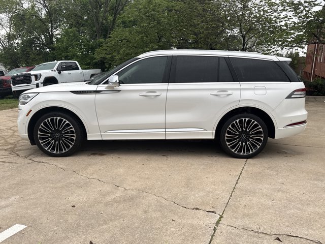 Used 2020 Lincoln Aviator Black Label w/ Dynamic Handling Package image 3