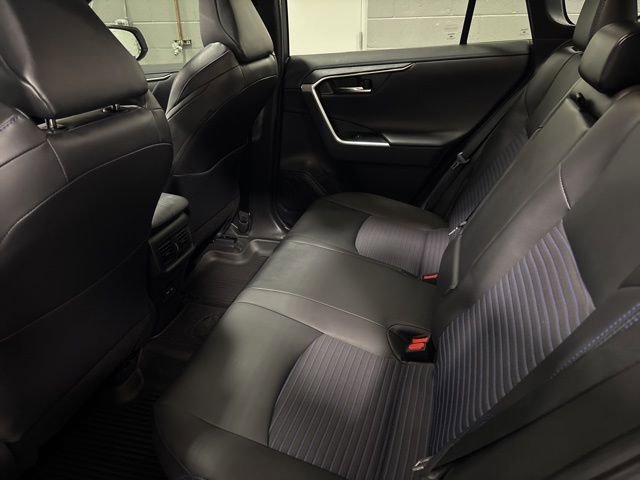 Used 2022 Toyota RAV4 XSE image 19