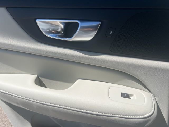 Used 2025 Volvo S60 B5 Plus w/ Climate Package image 24