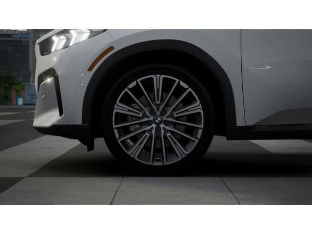 New 2027 BMW X2 xDrive28i AWD/4WD image 7