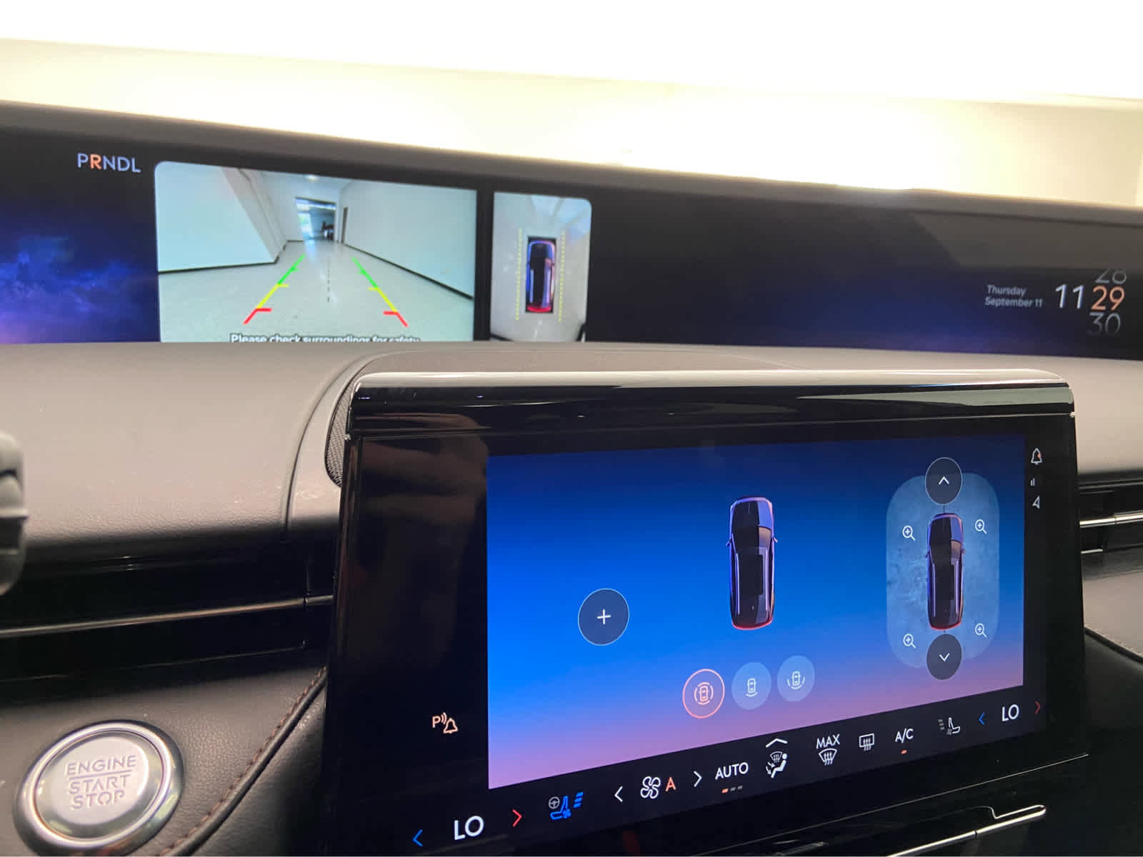 Used 2024 Lincoln Nautilus Premier w/ Equipment Group 102A image 34