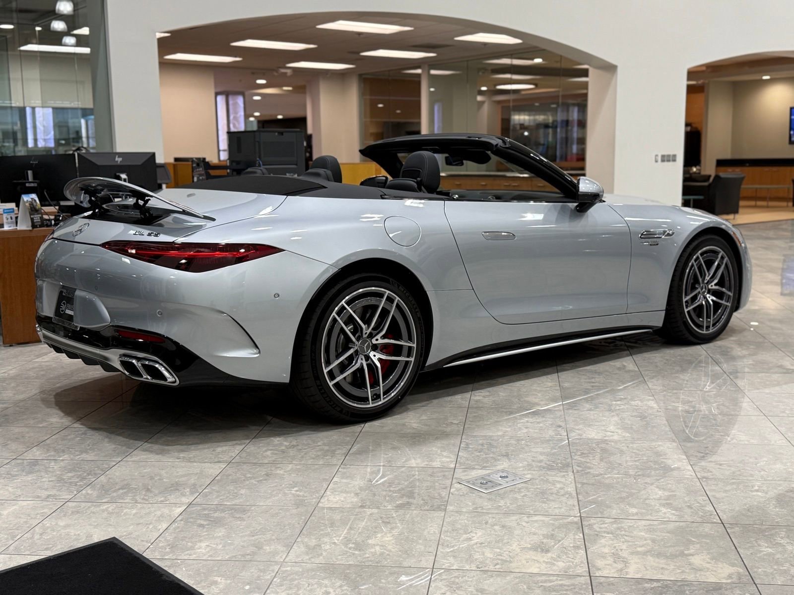 New 2025 Mercedes-Benz SL 55 AMG 4MATIC image 7