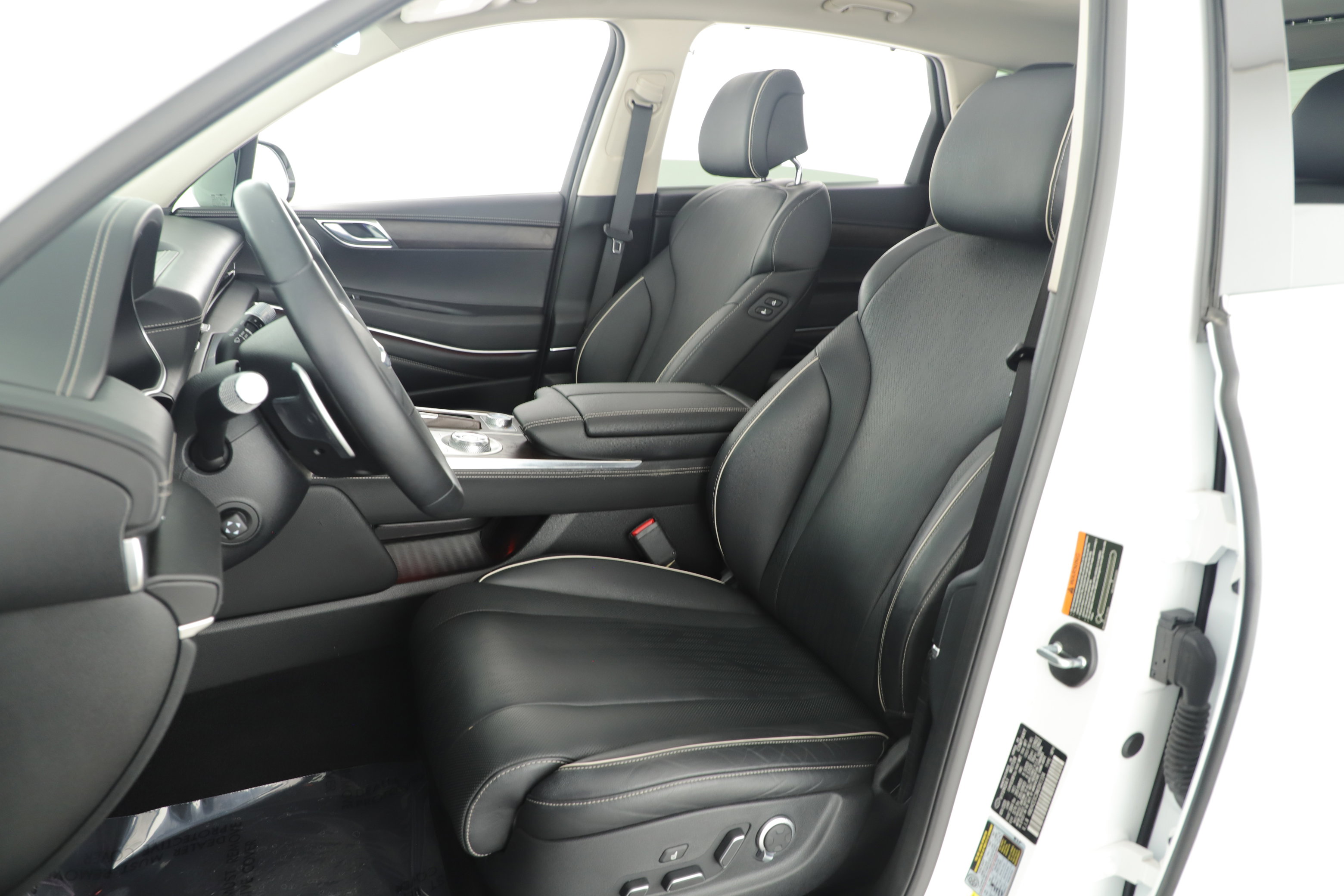 Used 2021 Genesis GV80 3.5T w/ Advanced Package 06 image 11