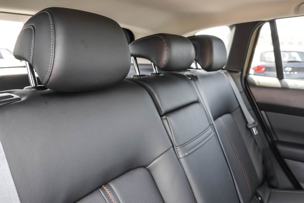 Used 2025 MAZDA CX-50 AWD 2.5 Turbo w/ Weather Package image 38