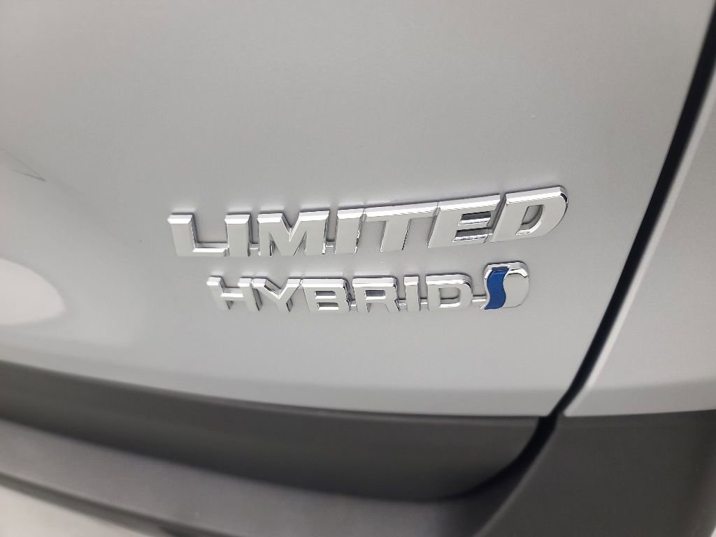 Used 2020 Toyota RAV4 Limited AWD/4WD image 13