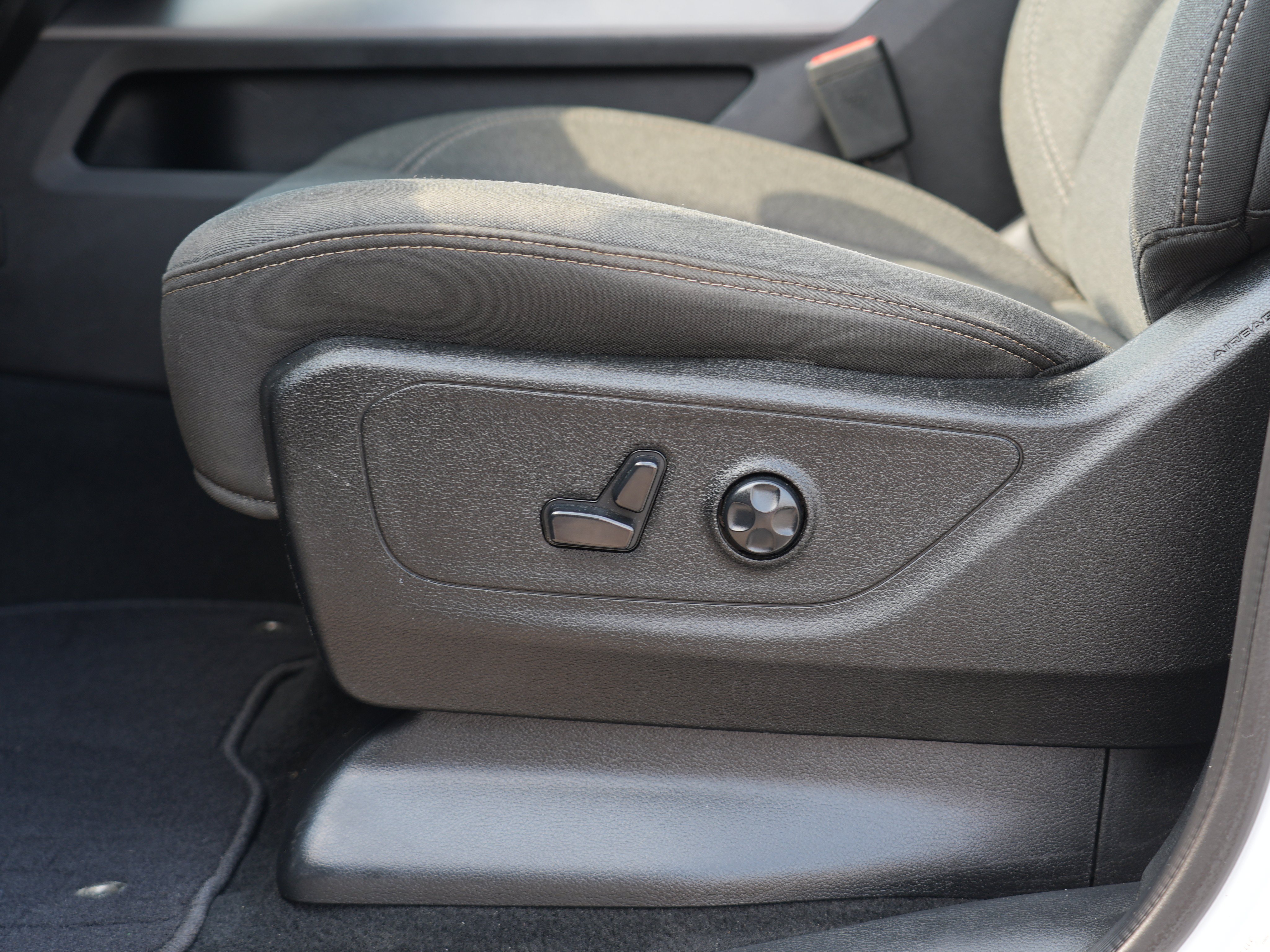 Used 2019 RAM 1500 Big Horn AWD/4WD image 15