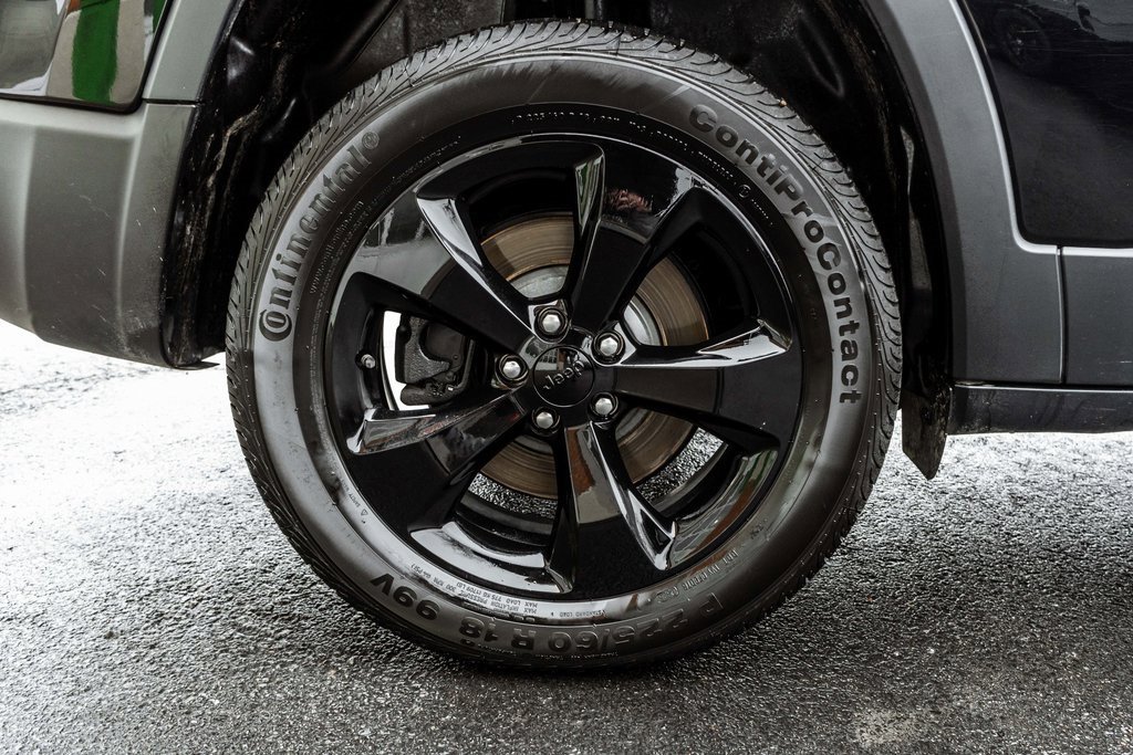 Used 2021 Jeep Cherokee Latitude Plus image 29