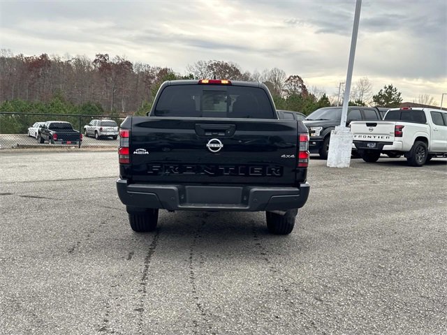 New 2026 Nissan Frontier S image 5