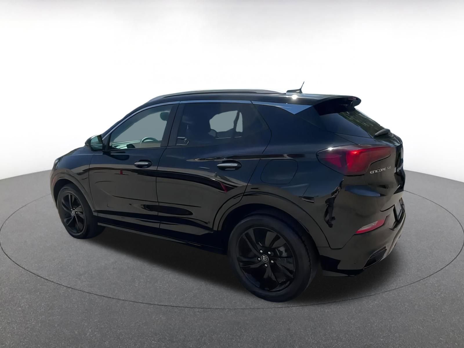 Used 2024 Buick Encore GX Sport Touring image 10