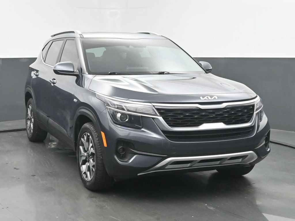 Used 2023 Kia Seltos EX AWD/4WD image 4