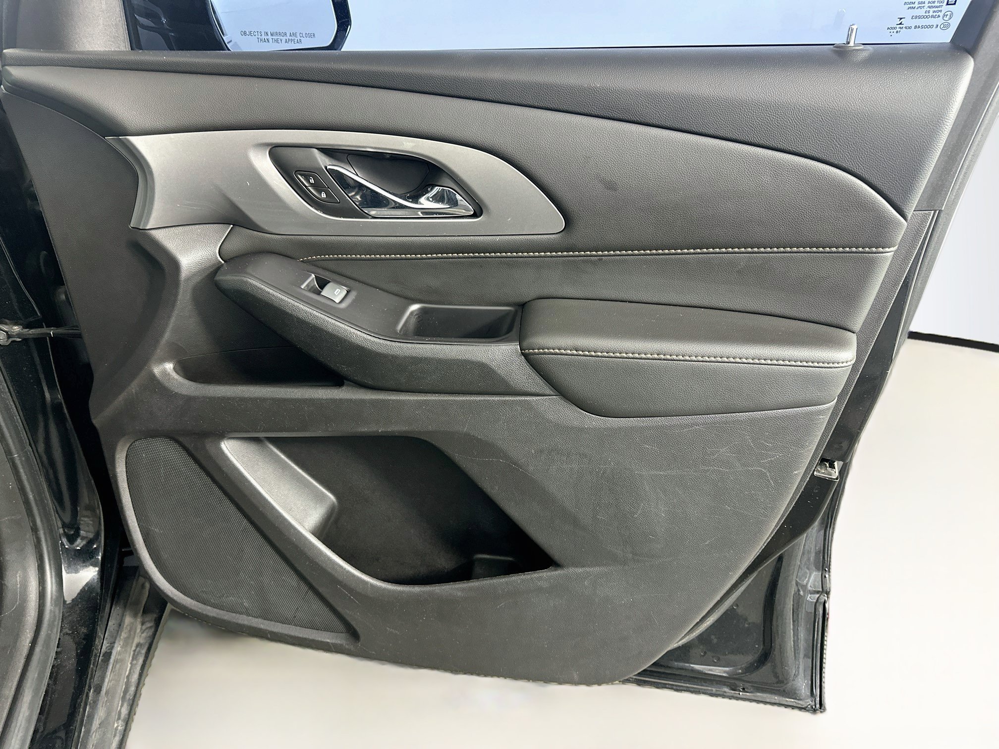 Used 2019 Chevrolet Traverse LT FWD image 35