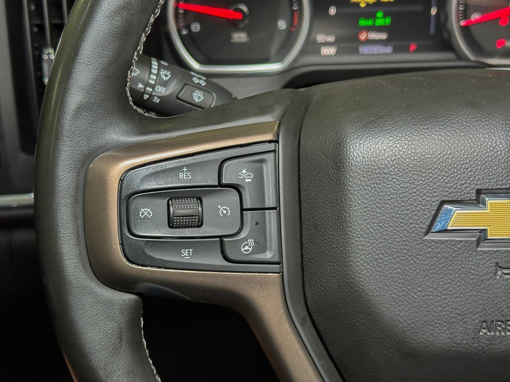 Used 2023 Chevrolet Silverado 2500 High Country AWD/4WD image 40