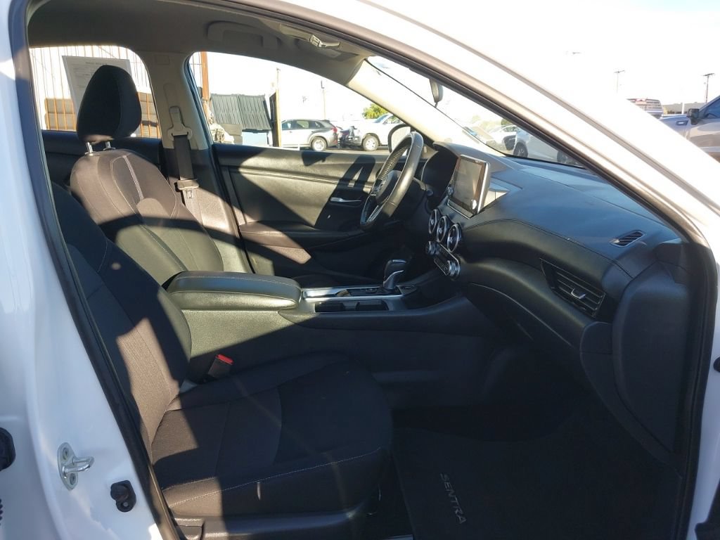 Used 2024 Nissan Sentra SV w/ All-Weather Package FWD image 23