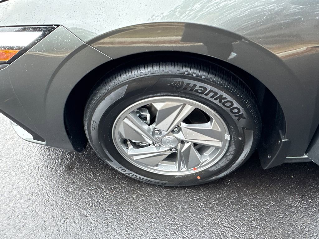 New 2026 Hyundai Elantra SE image 21
