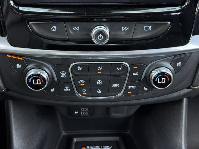 Used 2023 Chevrolet Traverse Premier w/ Redline Edition FWD image 19