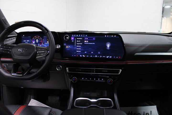 Used 2024 Chevrolet Traverse RS w/ LPO, Floor Liner Package image 30