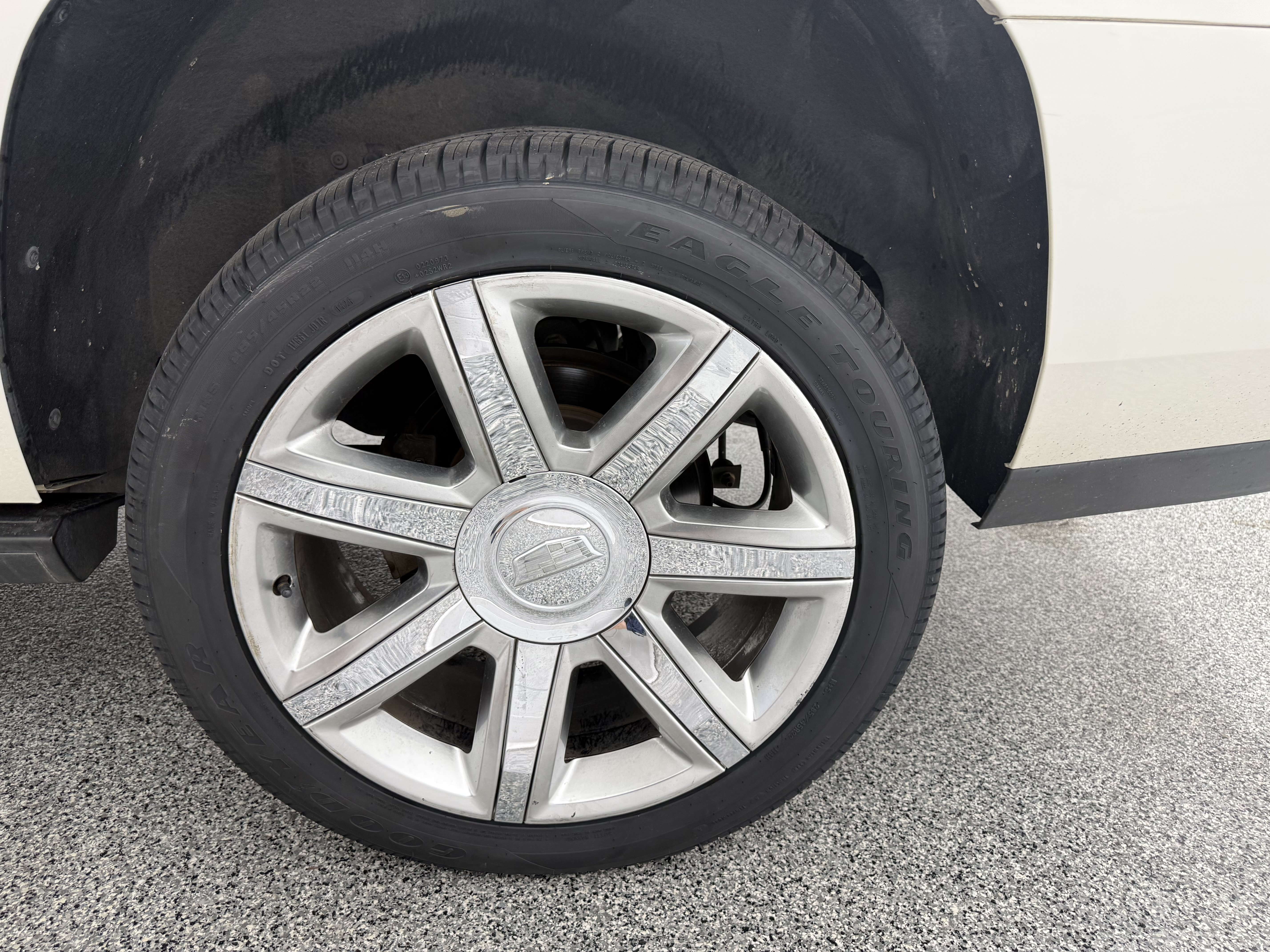 Used 2015 Cadillac Escalade Premium AWD/4WD image 8