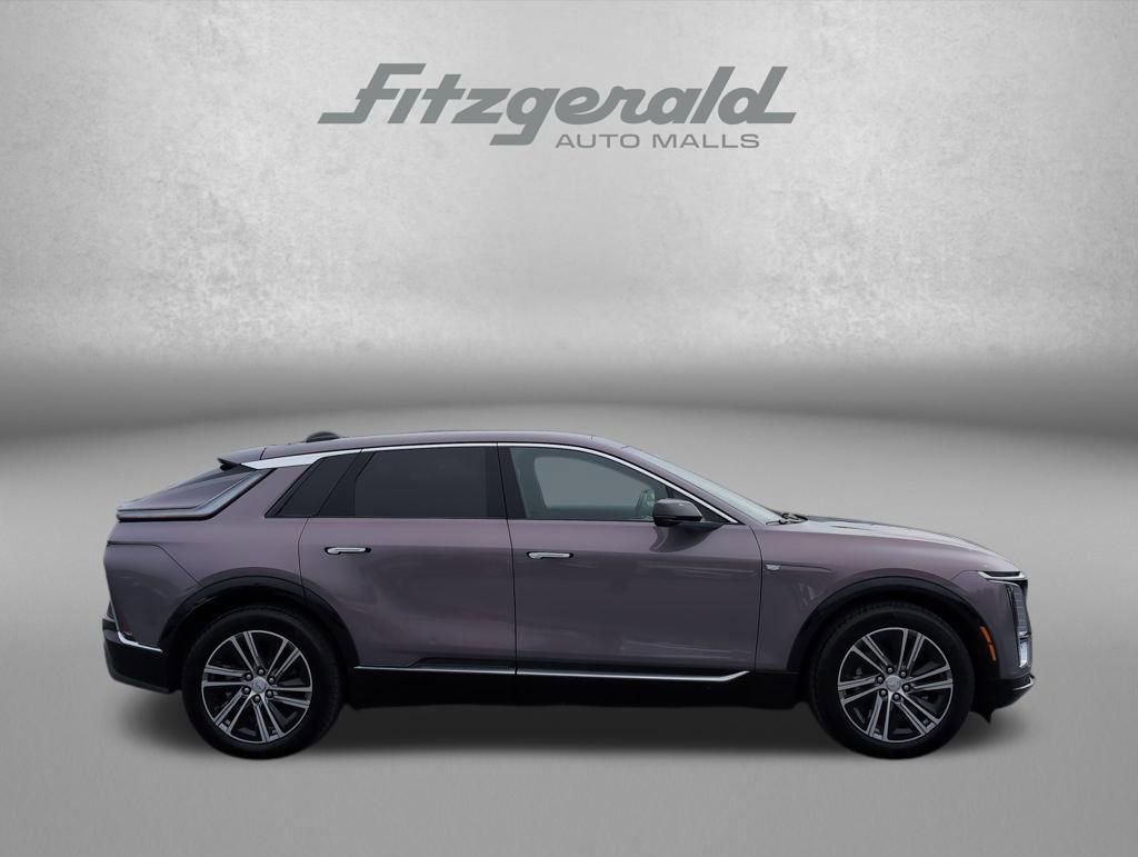 New 2026 Cadillac Lyriq Premium Luxury image 4