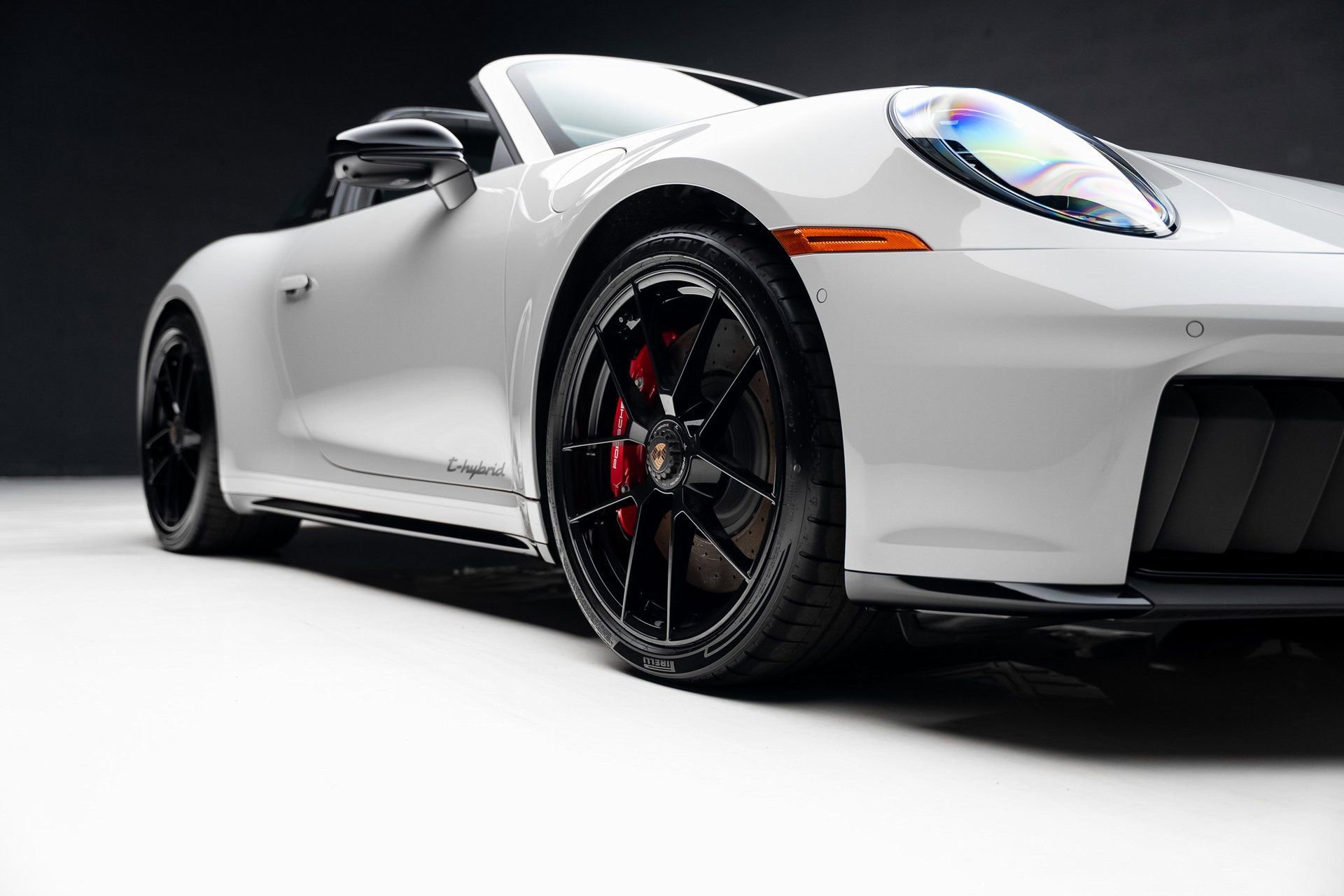 Used 2025 Porsche 911 Targa 4 GTS w/ Premium Package image 80