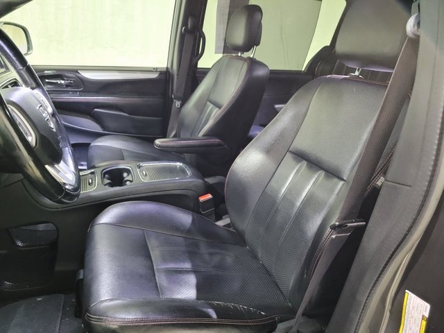 Used 2018 Dodge Grand Caravan GT image 9