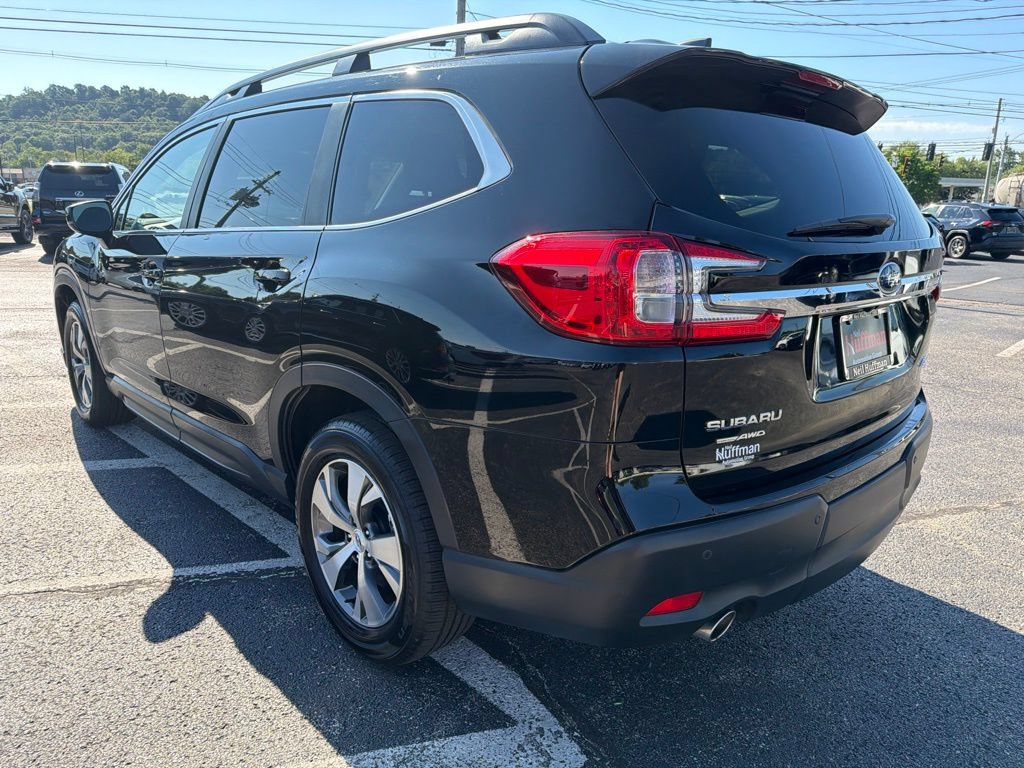 Used 2025 Subaru Ascent Premium AWD/4WD image 5