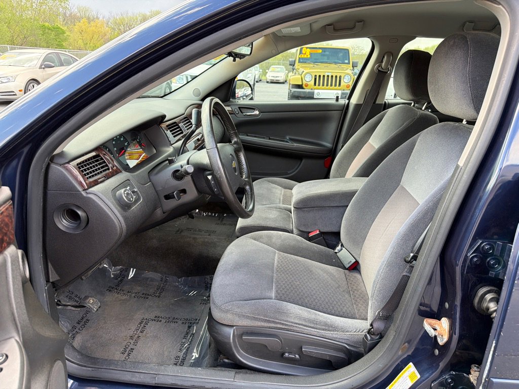 Used 2012 Chevrolet Impala LS FWD image 9