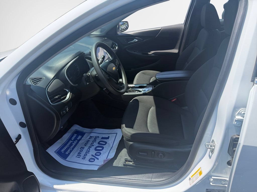 Certified 2024 Chevrolet Malibu LT FWD image 12