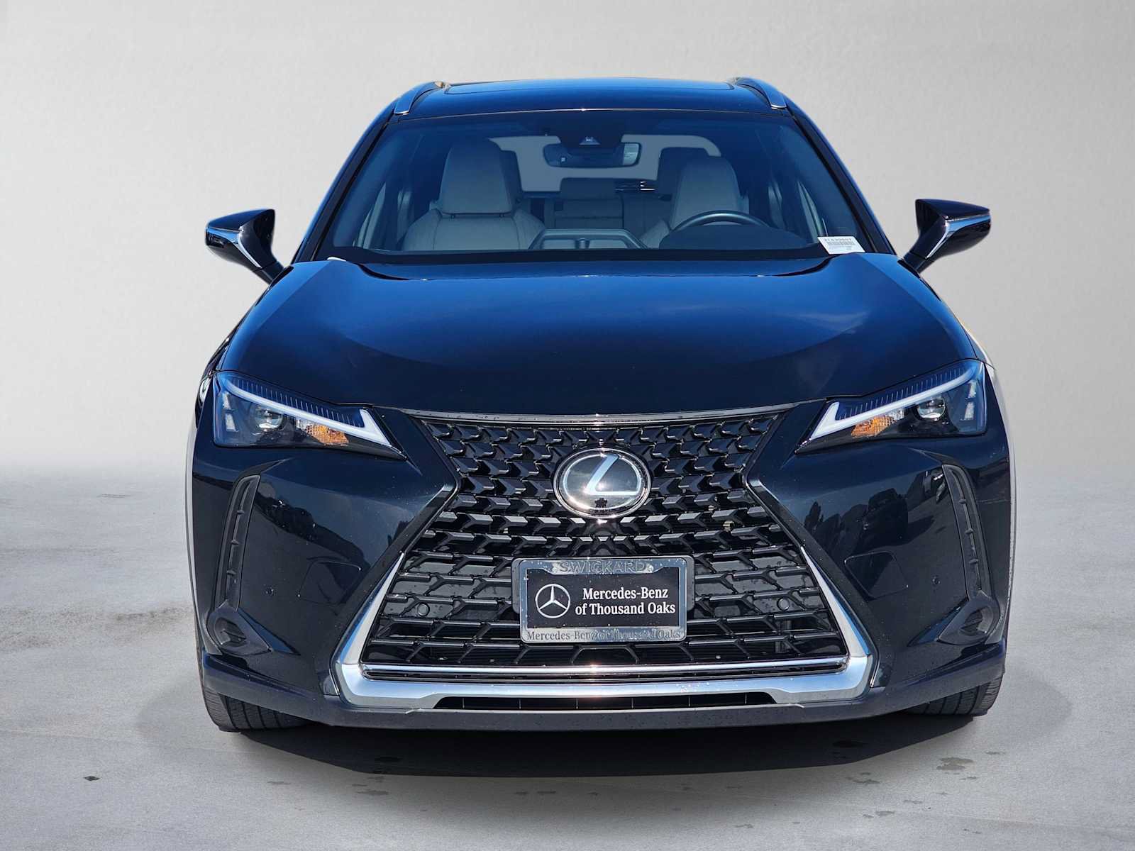 Used 2023 Lexus UX 250h FWD w/ Accessory Package (Z2) image 8