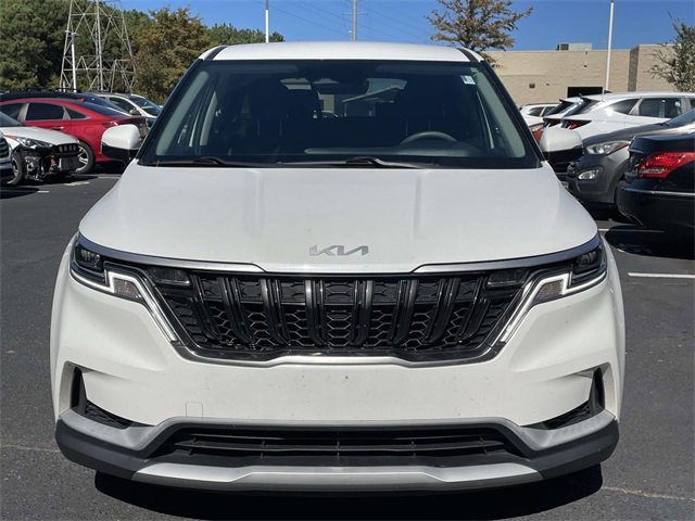 Used 2023 Kia Carnival LX image 2